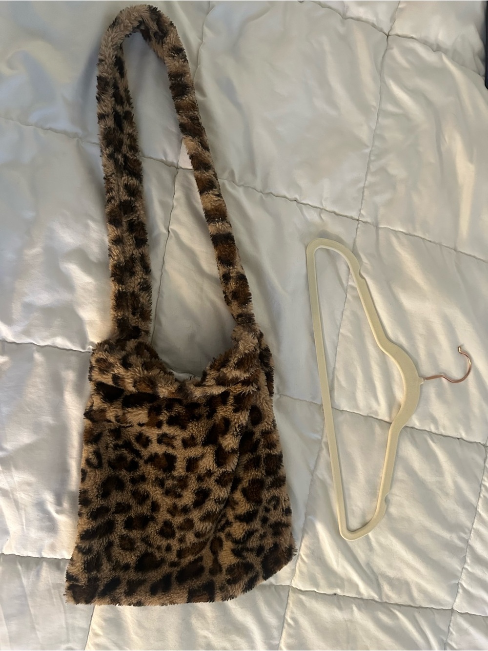 Leopard Faux Fur Shoulder Bag - Brown
